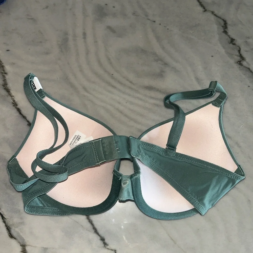 Victoria's Secret Sea Green Bra - Picture 2 of 4